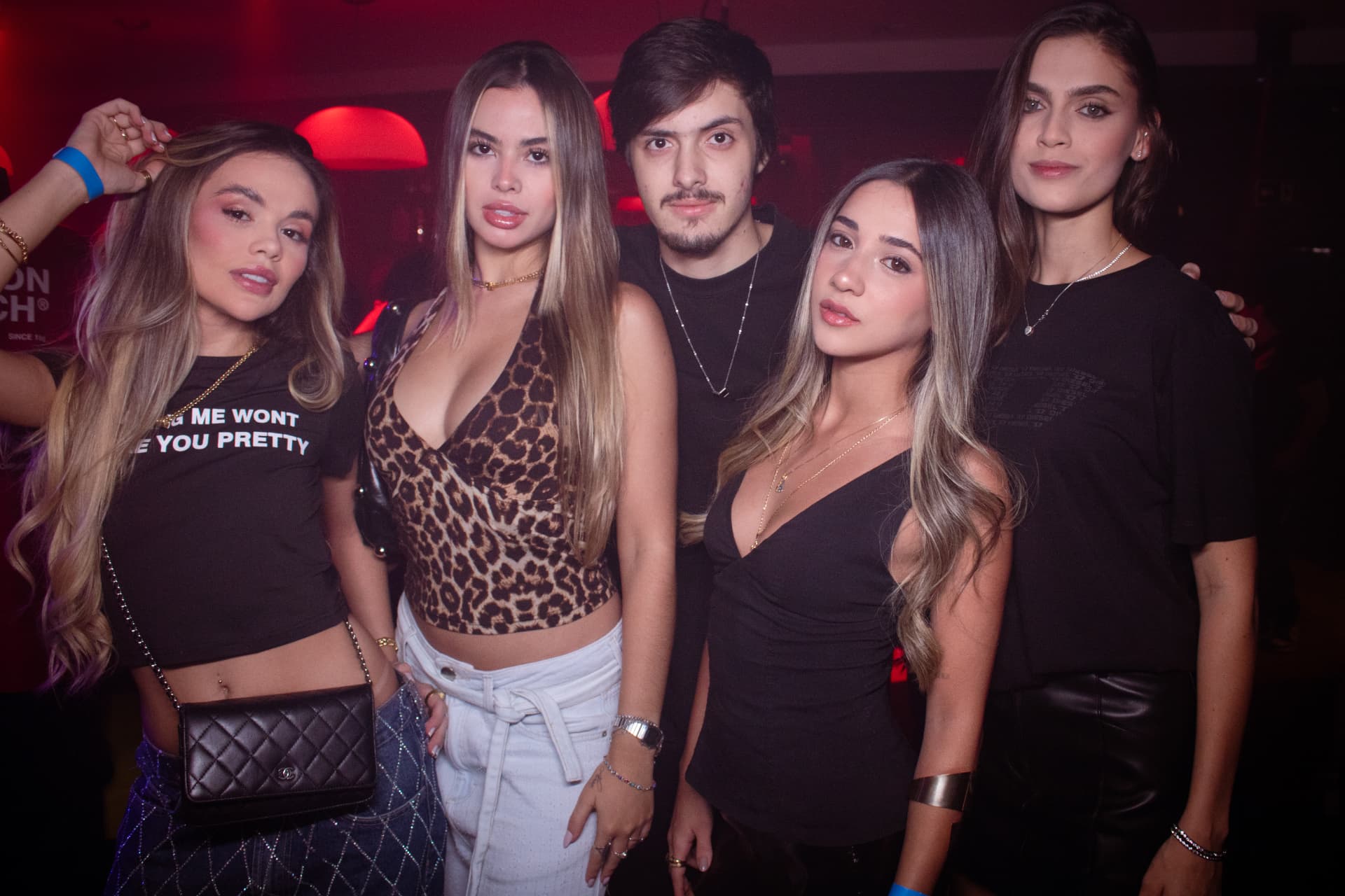 Amigos reunidos na pista da Festa Lune